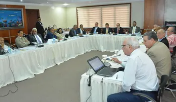 Comisión Bicameral aprueba artículos de aportes a partidos y a candidatos por parte de particulares
