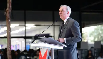 Presidente Abinader se define como abanderado del fortalecimiento de la institucionalidad