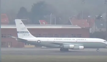 Un avión militar estadounidense hace un aterrizaje de emergencia en Rusia