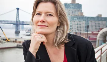 Jennifer Egan: Las redes sociales e internet están matando a los medios