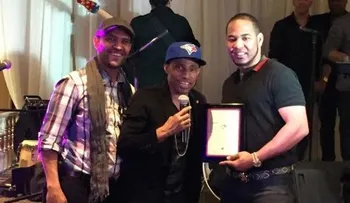 Cámara de Diputados reconoce a pelotero Edwin Encarnación