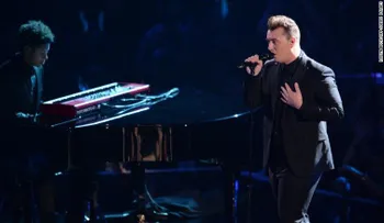 Sam Smith interpreta la banda sonora de la nueva película de James Bond, â??Spectreâ??