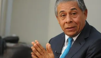 Renuncian tres regidores del PRM en el DN y deciden apoyar a Roberto Salcedo