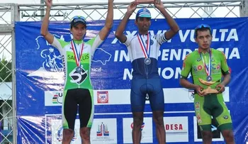Ismael Sánchez gana por segundo día seguido etapa de montaña