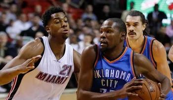 Wade lleva al Heat a la victoria ante Oklahoma