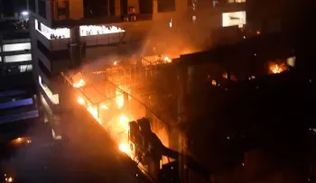 Incendio en restaurante de Mumbai deja 14 muertos