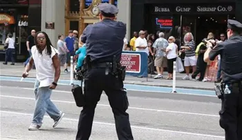 Delincuentes continúan intentando matar policías NYC