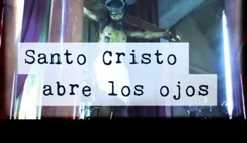 Creen que este Cristo crucificado abre los ojos?