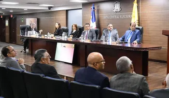 JCE realiza audiencia para conocer borrador del Reglamento Ley 4-23