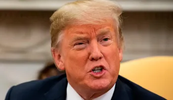 Trump quiere que el secretario de Justicia de EE.UU. investigue la columna anónima de The New York Times