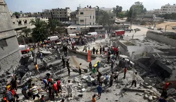 16 muertos en bombardeo a mercado de Gaza 