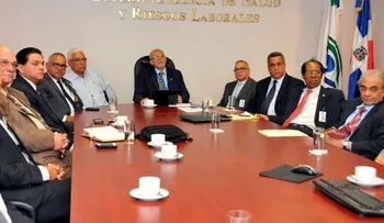 Silsalril se reúne con dirigentes de clínicas privadas