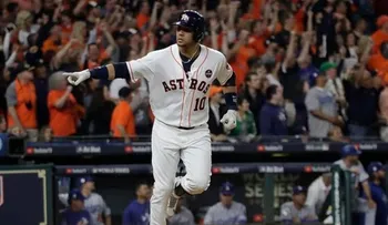 Yuli Gurriel suspendido 5 partidos de 2018 por gesto racista