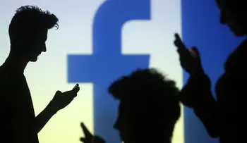 ¿Cuántos amigos de verdad tiene en Facebook? Los científicos dicen que cuatro
