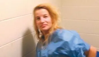 Mujer mata a 3 familiares y a una trabajadora