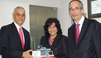 Expresidentes de Guatemala y el Parlacén disertan en Unicaribe sobre integración regional
