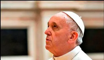 Papa Francisco: "La Virgen no trabaja en correos, ni envía mensajes a diario"