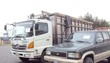 Policía recupera 4 camiones y 4 carros robados