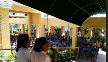 Empleados del hospital Alcarrizos II, visitan centros educativos del Municipio
