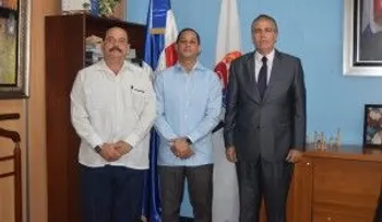 Ministro recibe Embajador de Cuba en el país