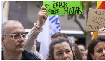 Sindicatos médicos abandonan reunión con Sanidad