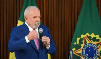 Lula devuelve a Brasil a la Celac en plena inestabilidad interna y externa