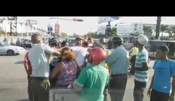 Agentes de AMET protagonizan un feo incidente (VIDEO)