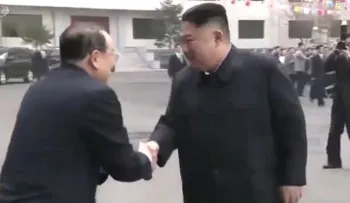 Despiden fotógrafo personal de Kim Jong-un, por "imperdonable" falta