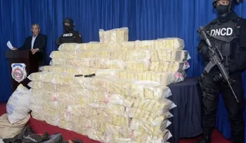 DNCD apresa a dominicano y colombiano con 597 paquetes de droga