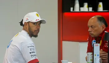 Crisis interna en Ferrari: Vasseur bajo presión y Hamilton desmiente versiones sobre cambios de personal