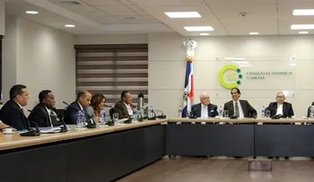 Siguen reuniones por pacto eléctrico