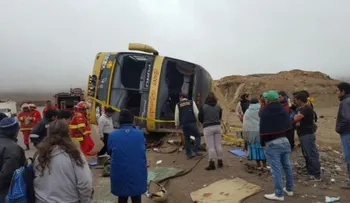  Cuatro personas muertas y 26 heridas en accidente en Chala