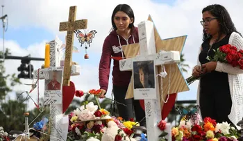 Piden renuncia del sheriff de Broward tras masacre de Parkland; dice que no se irá