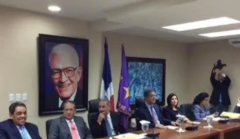 Miembros del Comité Político seguían reunidos en Casa Presidencial PLD