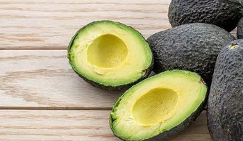 Cómo depurar el sistema linfático con un batido de aguacate