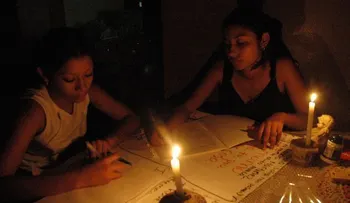 Residentes del sector Los Ríos denuncian que tienen más de 25 horas sin energía eléctrica 