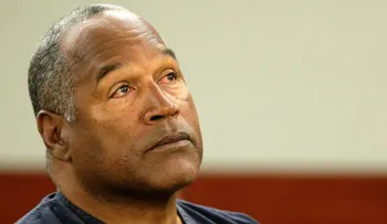 Conceden libertad condicional a O.J. Simpson