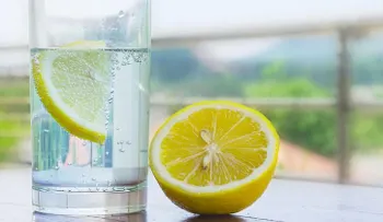  Por qué no lo habían dicho antes. Los grandes beneficios de tomar agua de limón cada mañana