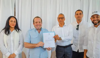 Ministro Paliza anuncia aporte por RD 10 millones para remozamiento de la Parroquia Nuestra Señora de la Altagracia de Nagua