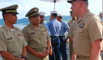 Comandante se declara culpable en el mayor escándalo de corrupción Marina de EE.UU.