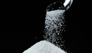 ¿Cómo afecta a tus huesos el exceso de sal?