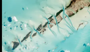 ¿Dónde está el avión? Esta foto tomada desde el espacio muestra una aeronave sobre las Bahamas