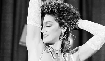 Madonna cumple 60 años: una mirada a su provocativo estilo contra el catolicismo durante estos años