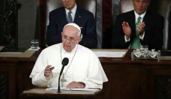 El Papa exhorta a EEUU a recibir a los inmigrantes
