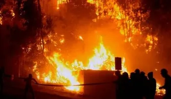 Chile: elevan a 16 los muertos tras voraz incendio en Valparaíso
