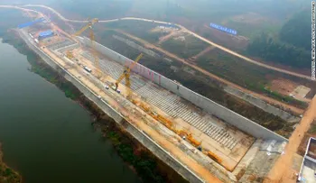China está construyendo una réplica de tamaño real del Titanic a más de 1.000 kilómetros del mar