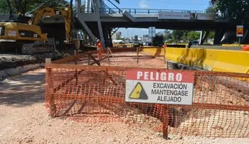Obras Públicas inicia ampliación de Las Américas debajo de puente