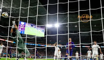 Cómo el posible traslado de un partido a Estados Unidos amenaza al fútbol español