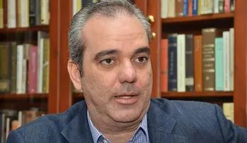 Luis Abinader recibe apoyo de presidentes provinciales del PRM