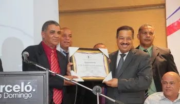Presidente JCE resalta labor de profesores